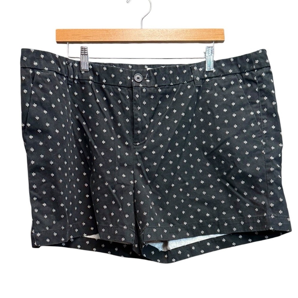 Merona Chino Shorts Womens 18 Black White Geometric Print Excellent Cotton
